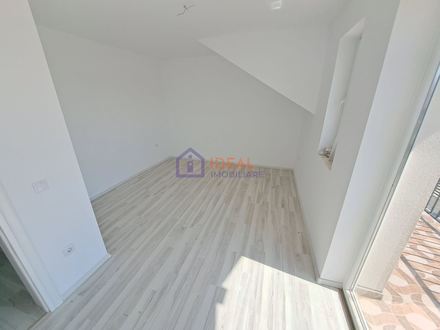Duplex  Modern cu 4 camere si gradina ,in Cristian - Poză 10