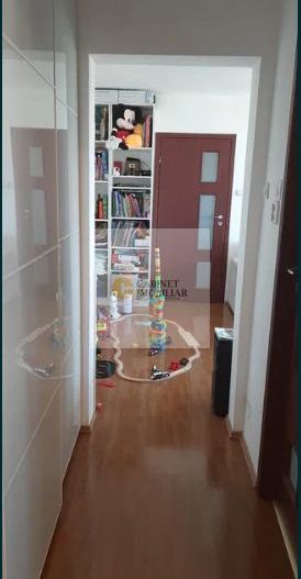 2 Camere - 52MP | Creditabil | M Gorjului - 5 minute - Poză 7
