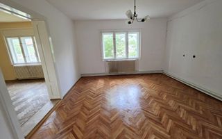 Casa 4 camere, 2 garaje, 652 mp teren, zona exclusivista, Cetate - Poză 9