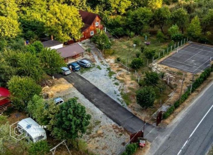 Casa de vacanta, teren 2500 mp, sat. Casoaia - Poză 1