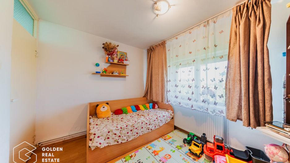 Apartament 3 camere, decomandat, Confectii, comision 0% - Poză 9
