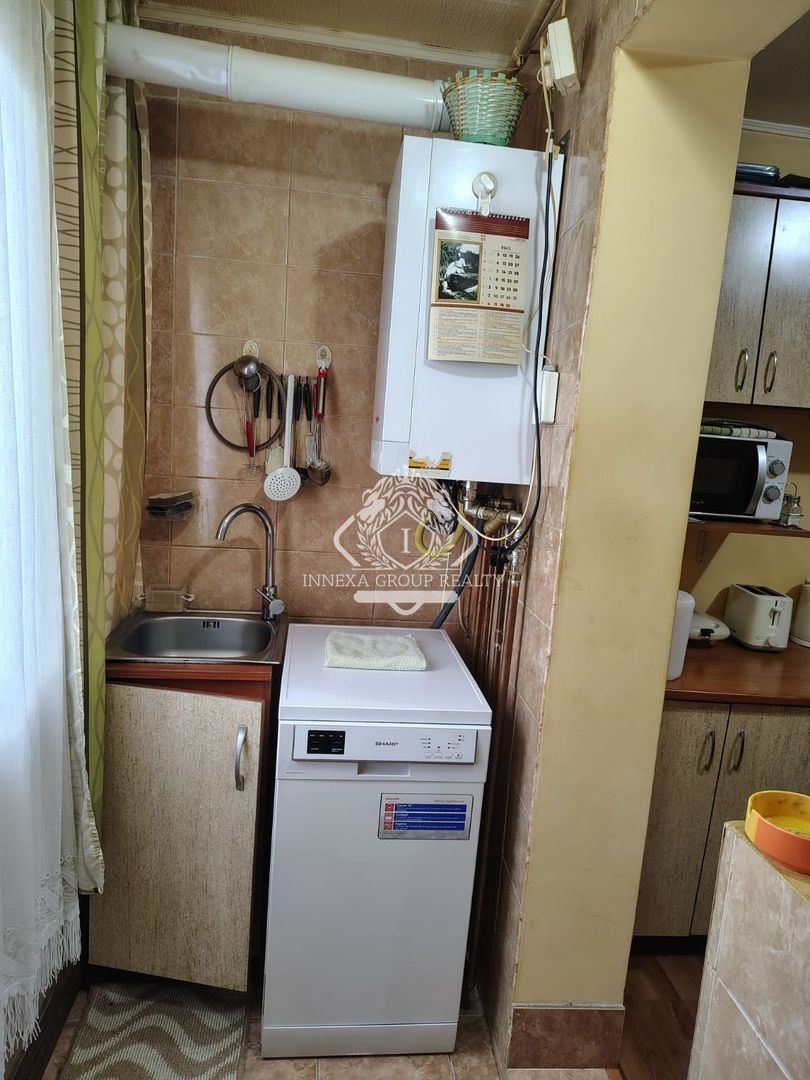 Rahova-Barnova | 2 camere | 52mp | et 8 | dec | centrala proprie | 80.000 euro - Poză 10