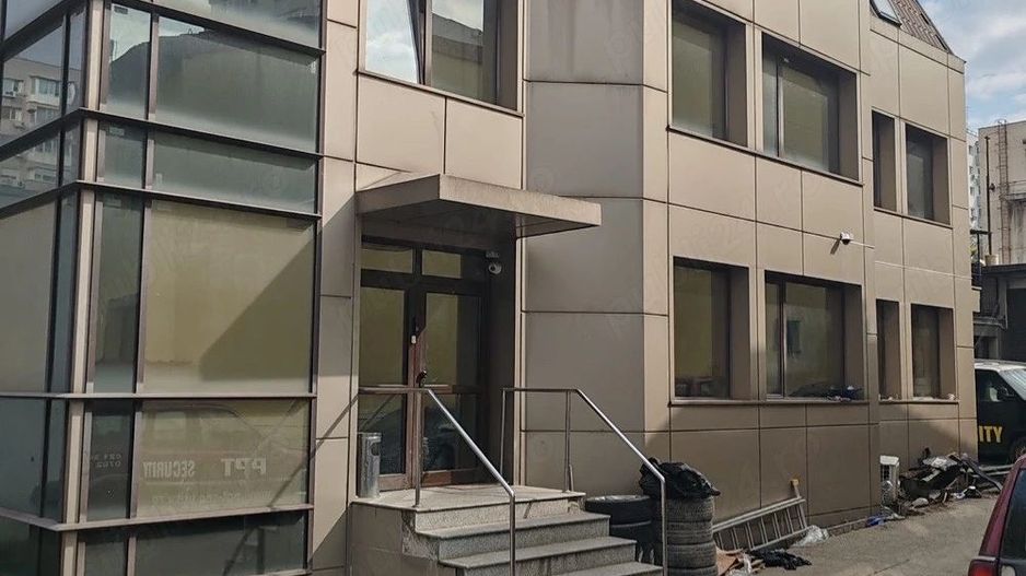 Vila P+1+M de inchiriat | 7 camere, 5 bai| curte mare, Sector 3 - Schiță 3