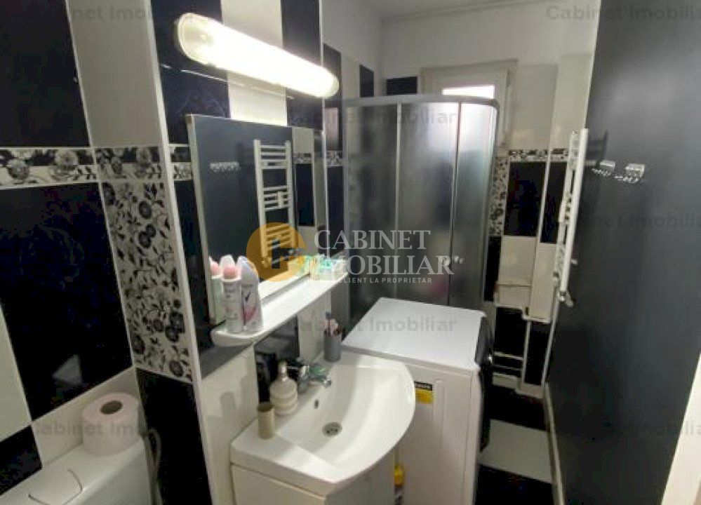 Apartament  1 camera, etajul 2, mobilat si utilat - Poză 3