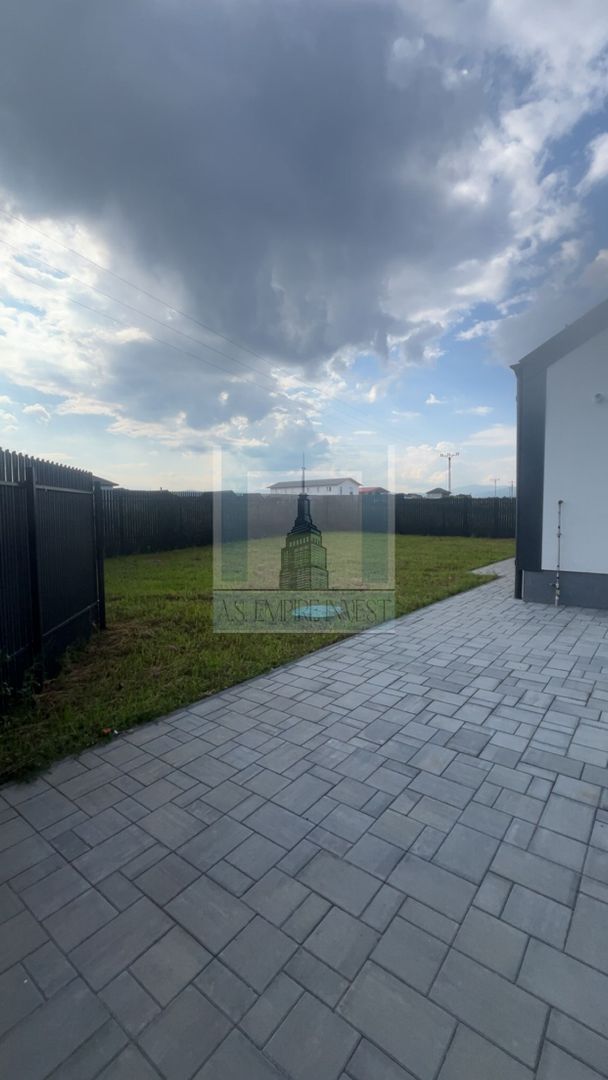 Casă superbă de vânzare/zona Izvor - Poză 3