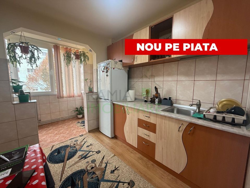 Apartament 2 Camere Decomandat Tractorul Etaj 1 Gata de Mutare - Poză 1