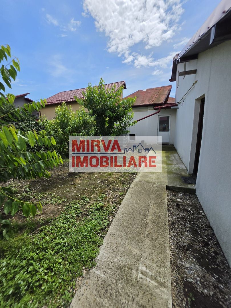 🏡 Casă renovată cu 6 camere, teren 557 mp – Berceni, Prahova - Poză 16