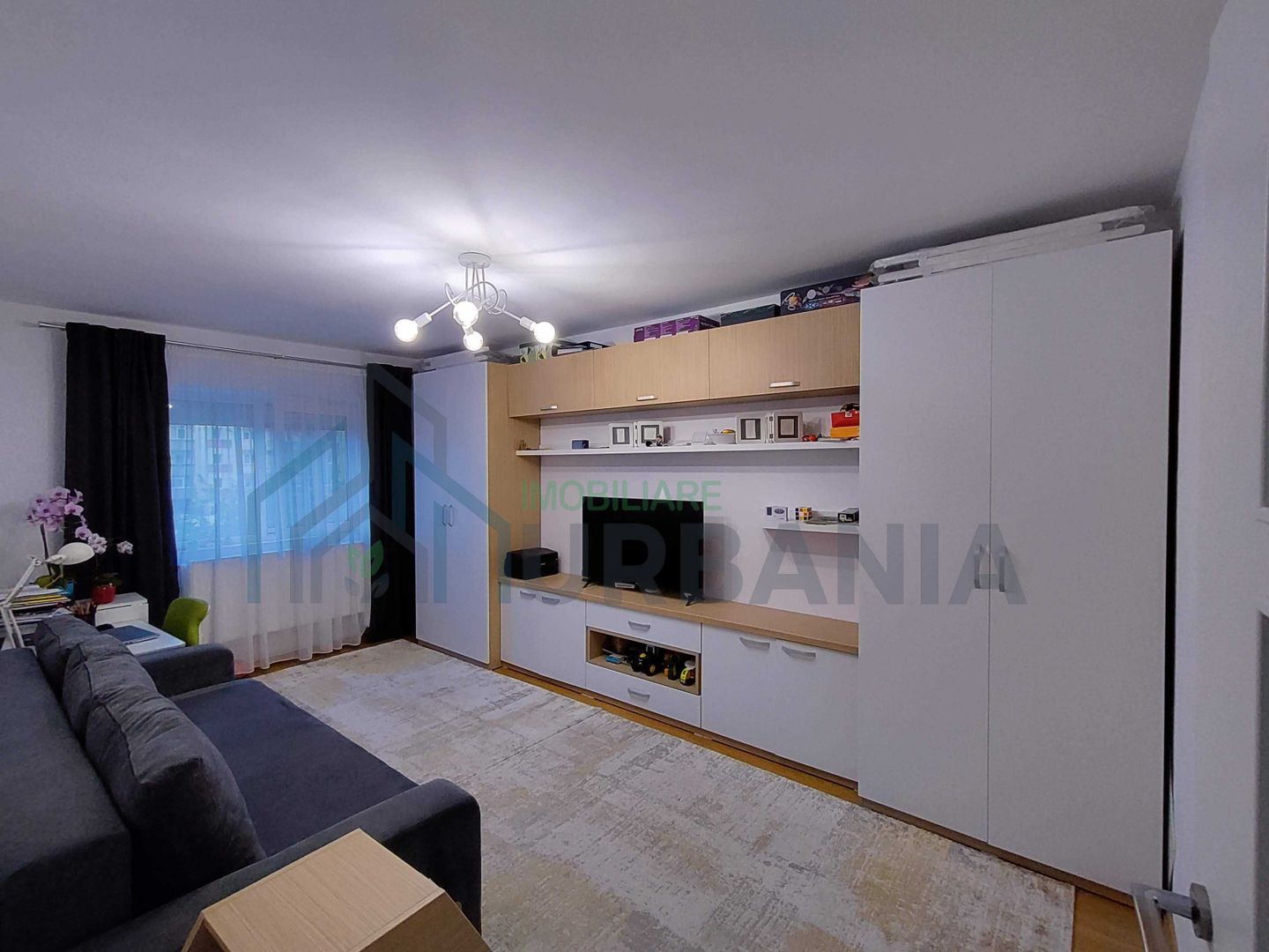 Apartament 2 camere de închiriat – Podul de Fier, zona Pădurii - Poză 1