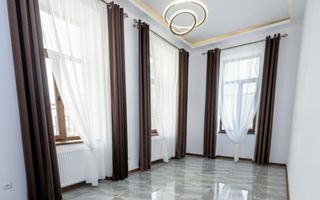 Casa boiereasca renovata Unirii | Curte 70mp | D+P+Pod - Poză 5