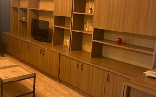 Centru Civic/ Apartament 3 camere/ Decomandat/Fara Risc Seismic - Poză 2