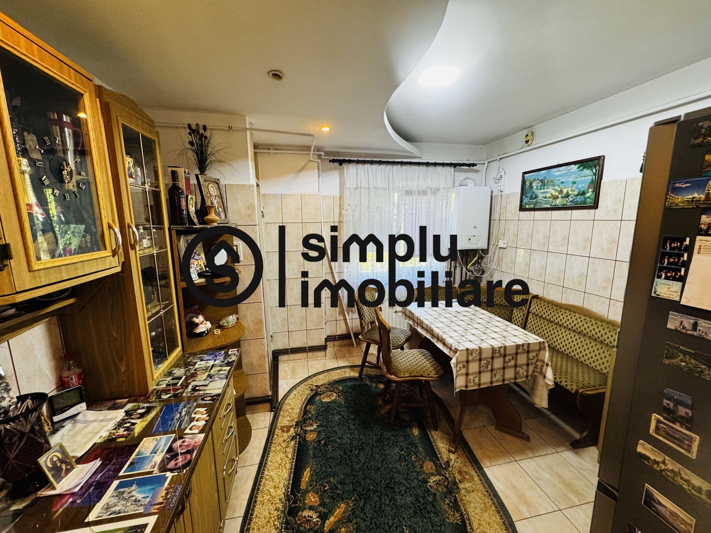 3 decomandate, centrala, 1 Mai - 110 000 Euro - Poză 28
