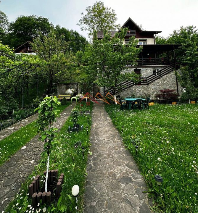 Casă de vacanță D+P+E+M, teren 559 m2, Lunca Mare, Prahova - Poză 4