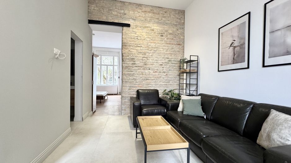 Apartament 2 camere, primitor si cochet, prima închiriere, Piața Maria - Poză 2