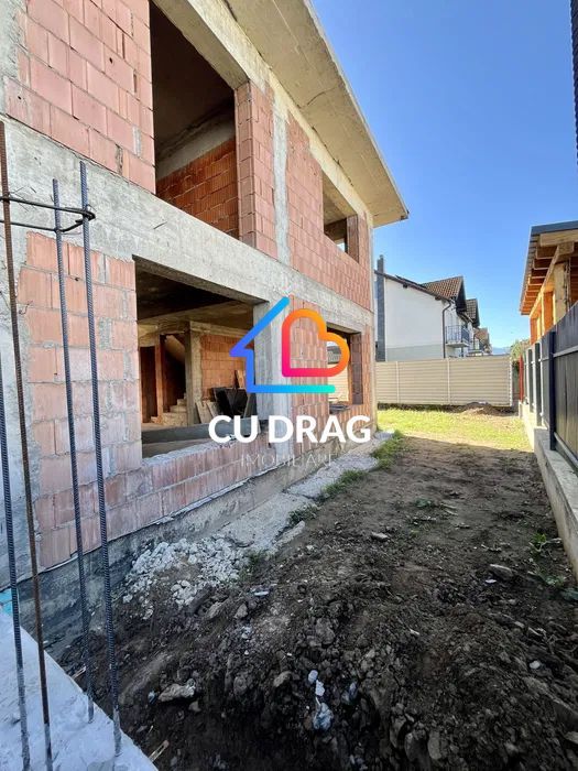 Ocazie! Duplex construcție nouă în Șelimbăr – 120 mp utili, placă de beton peste etaj, curte liberă  170 mp izolat si tencuit interior si exterior - Poză 4