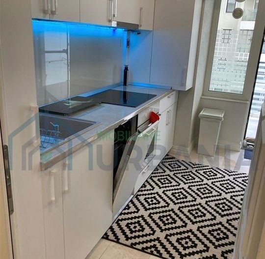 # inchiriez ap decomandat cu parcare inclusa complex Royal To - Poză 7