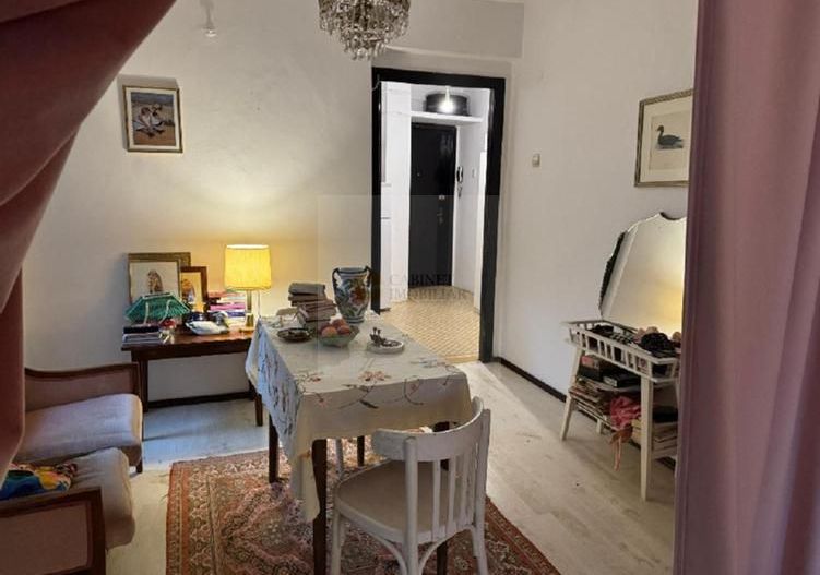 Armeneasca - M Rosetti  |  Etaj 1/4  | Balcon deschis - Poză 2