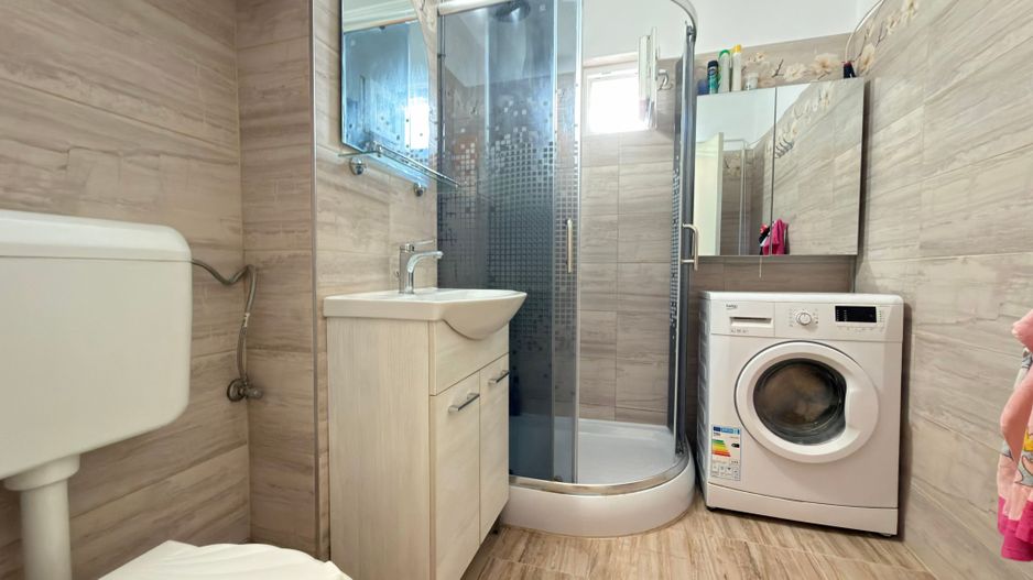 Apartament Ultracentral 3 camere Etaj I -Str. Mihai Viteazul 1- Carei - Poză 10