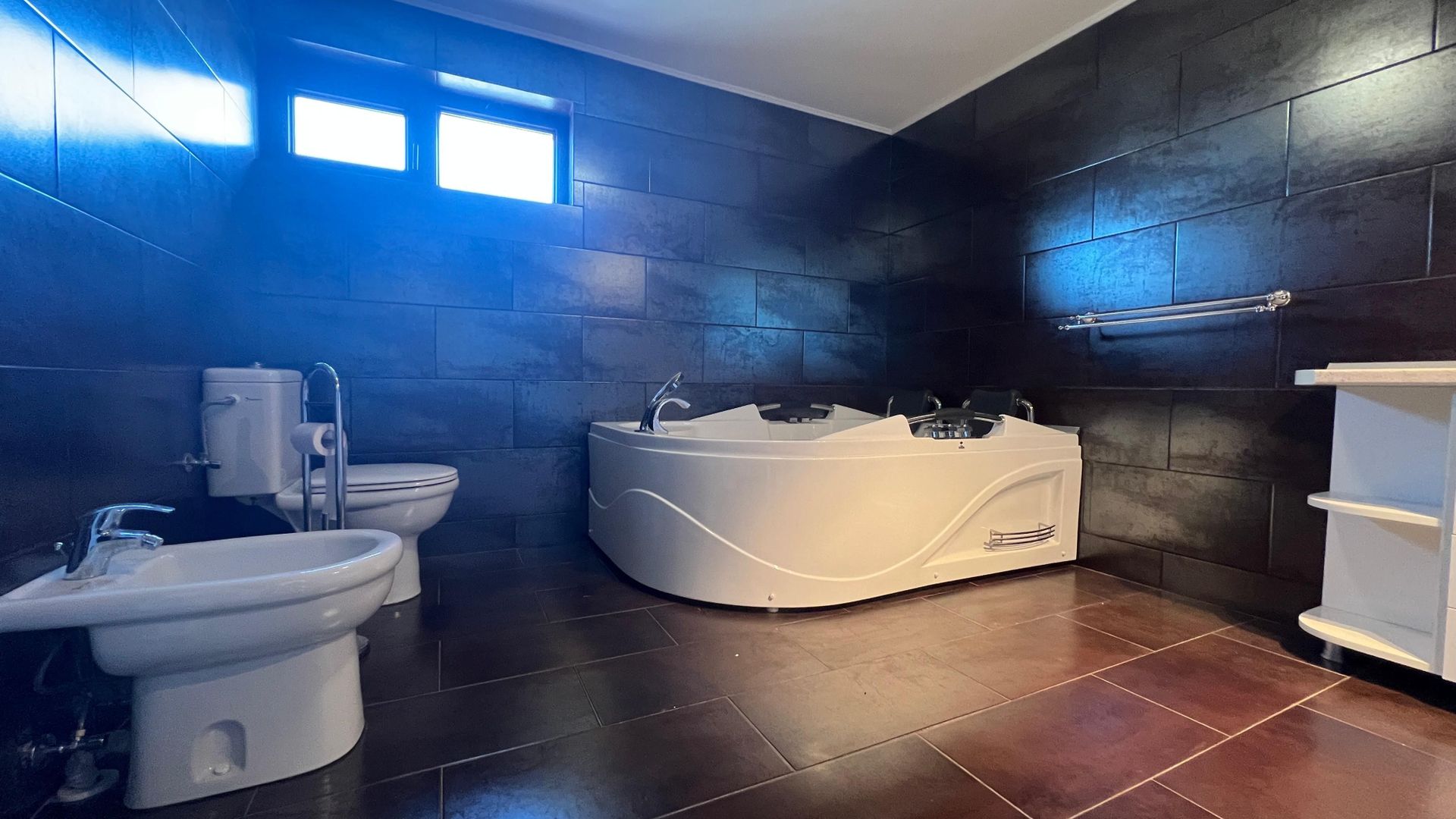 Vilă Individuală cu 5 camere – Cartier Mihai Viteazu - Poză 6