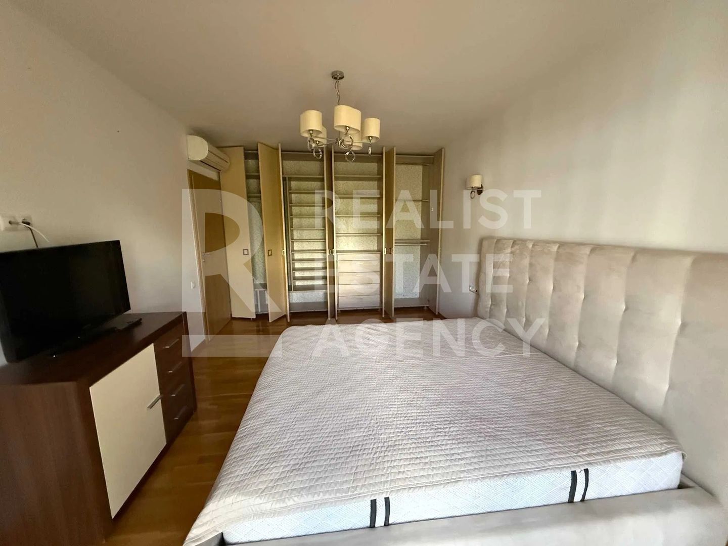 Închiriere 2 camere, complex premium, vis-a-vis de Parcul Carol - Poză 6