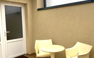 Casa de inchiriat central - Poză 13