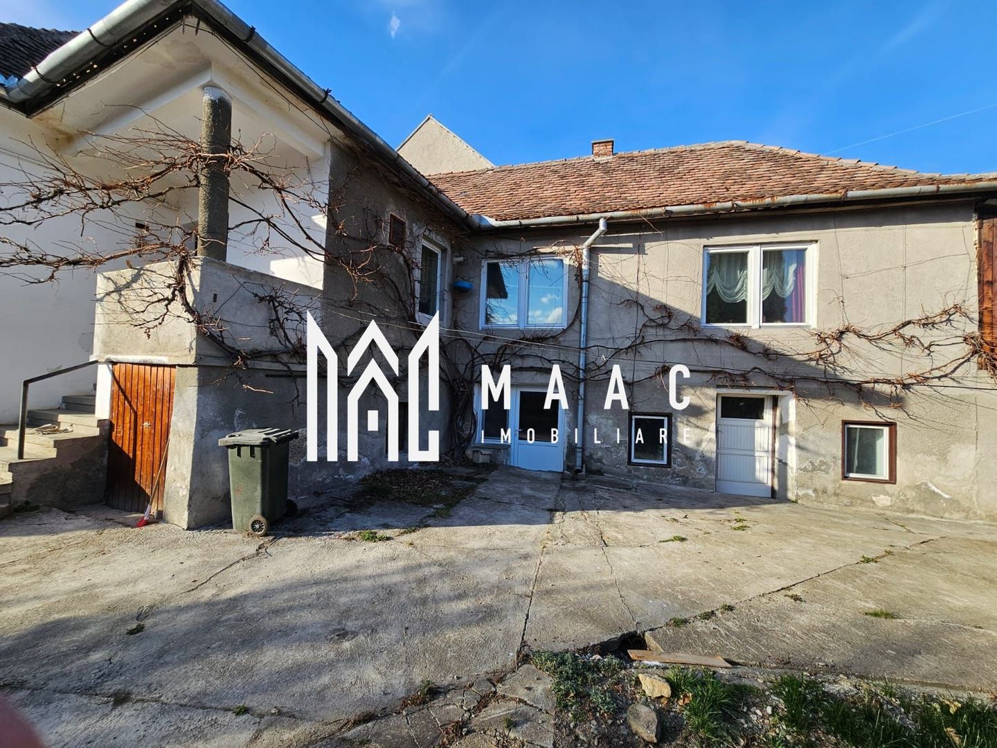 Casă 4 camere de vânzare | Cisnădie | 140 mp | teren 1.230 mp - Poză 1