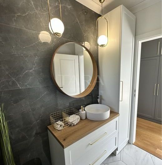 Casa cu 4 camere în cartierul Borhanci - Poză 6