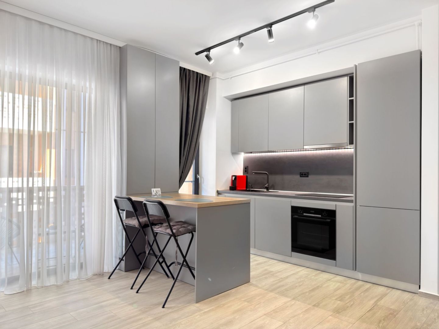 2 Camere | Parcare | Mobilat + Utilat | Future Residence | COMISION 0% - Poză 1