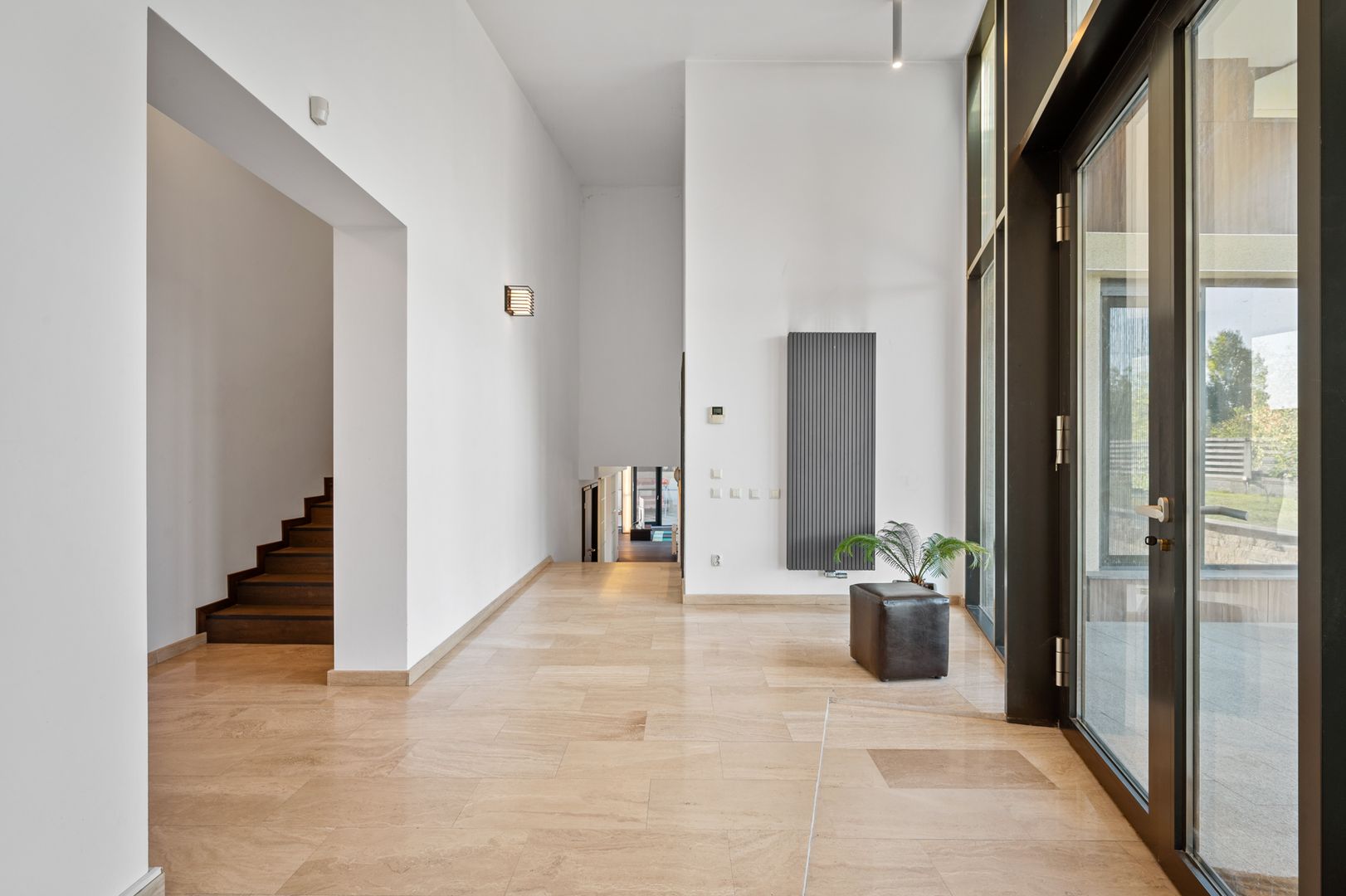 Vilă Futuristă: Eleganță & Inovație la limita pădurii, piscină, 4500mp - Poză 24