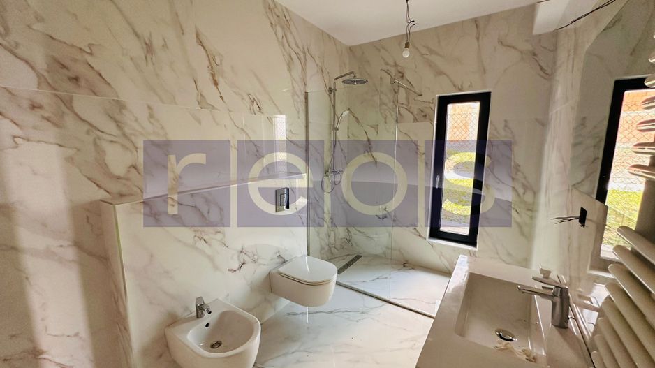 VILA DE VANZARE |  CORBEANCA | 5 CAMERE - Poză 12