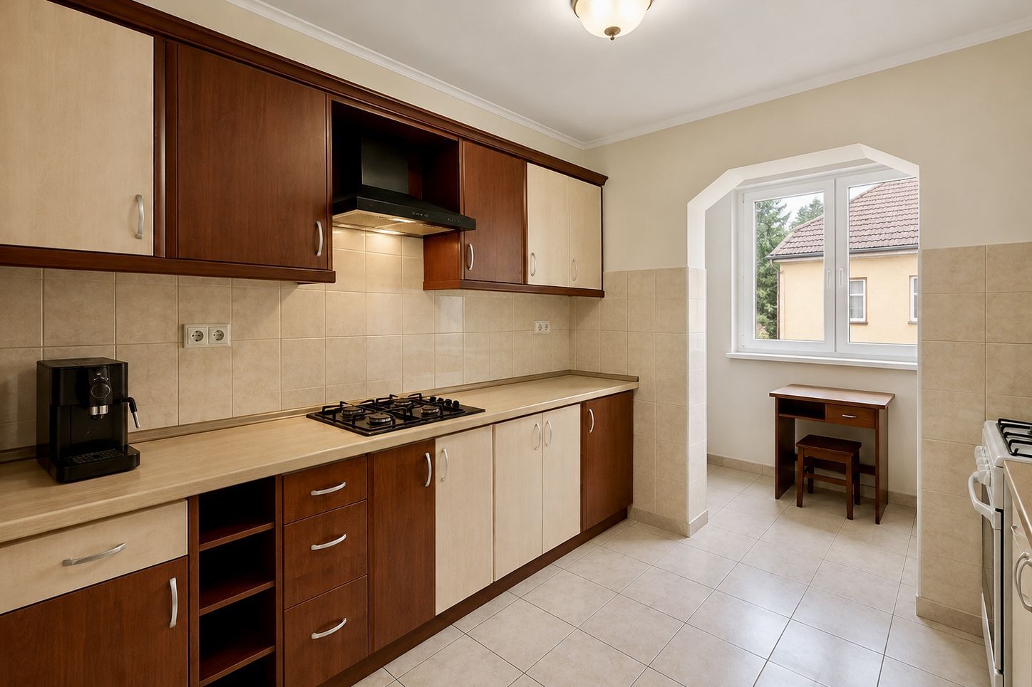 Apartament decomandat cu 3 camere, 65 mp, mobilat și utilat – Baba Dochia - Poză 1