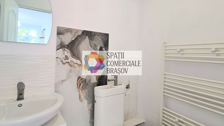 Spatiu comercial de închiriat cu 380v Brasov - 82 mp # spatii-comerciale-brasov - Poză 3
