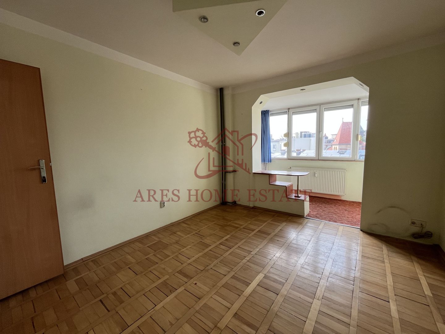 Apartament 3 camere, etaj intermediar – ultracentral, Piața Victoriei - Poză 4