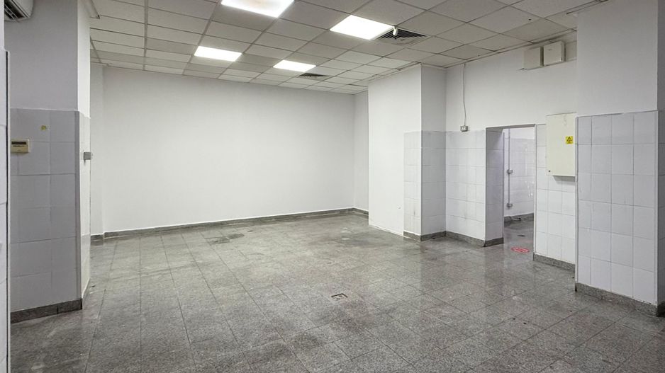 Spațiu comercial de vanzare 146 mp utili vitrină stradală zona Tineretului - Poză 6