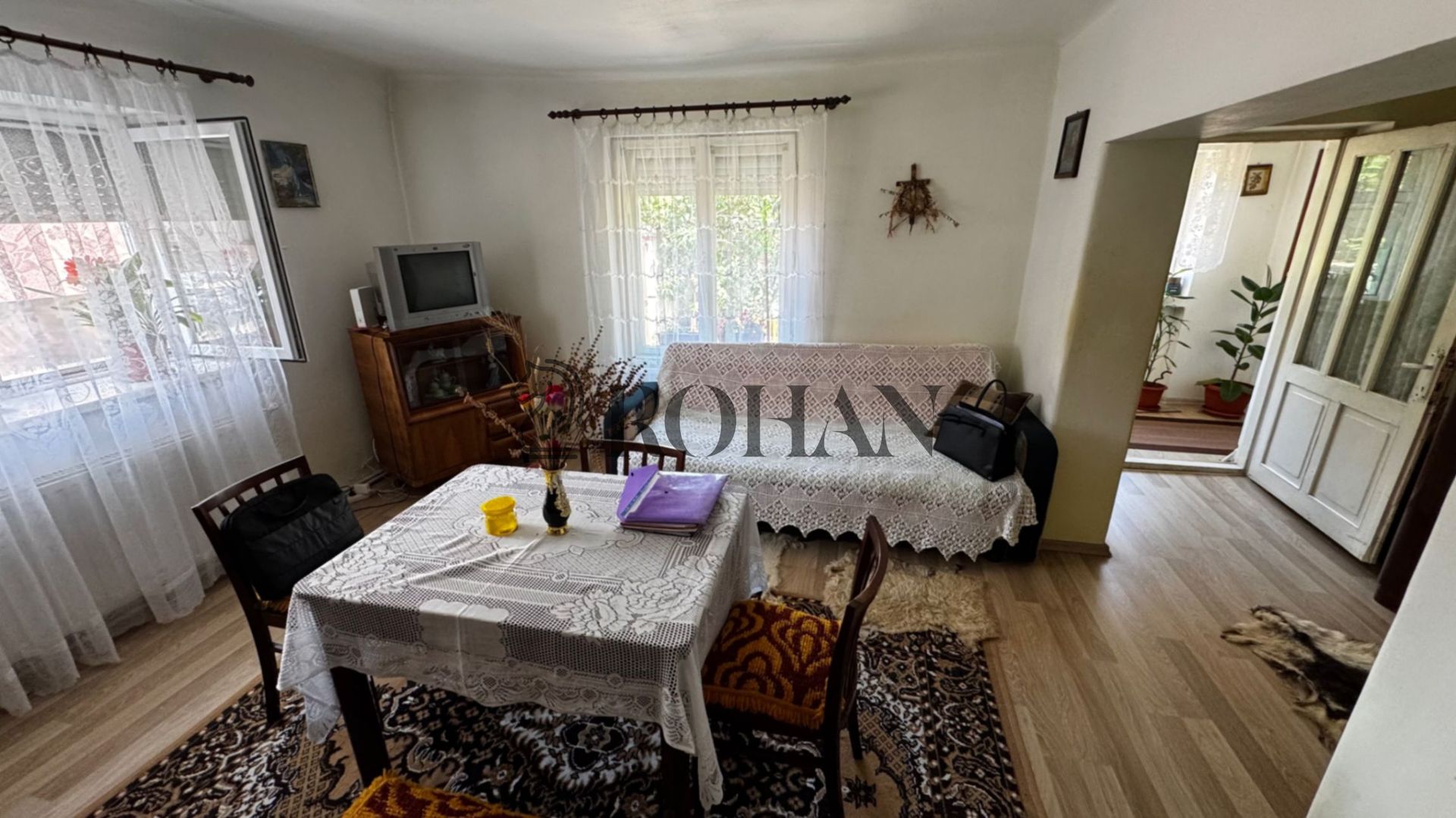 Casă cu teren 700 mp, aproape de centru – Alba Iulia - Poză 6