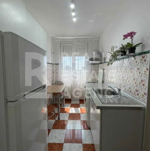Vânzare, apartament cu 2 camere în zona Drumul Taberei - Poză 5