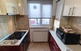 2 camere | centrala proprie | mobilat si utilat | zona excelenta | - Poză 4