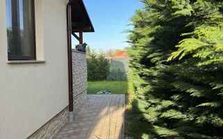 Casă modernă, Zona Dara, garaj, curte amenajată, panouri solare! - Poză 2