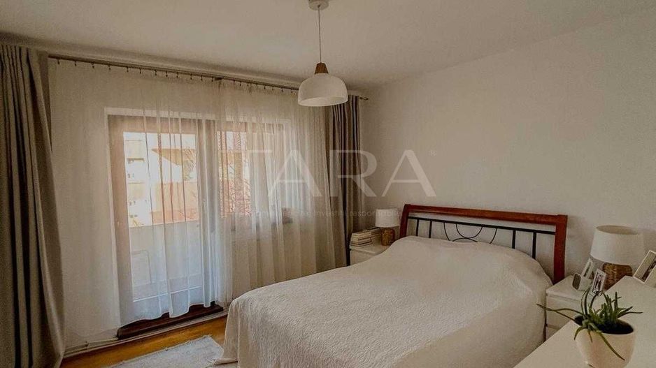 Apartament spațios, 4 camere, 106 mp, două balcoane, parcare, central. - Poză 6