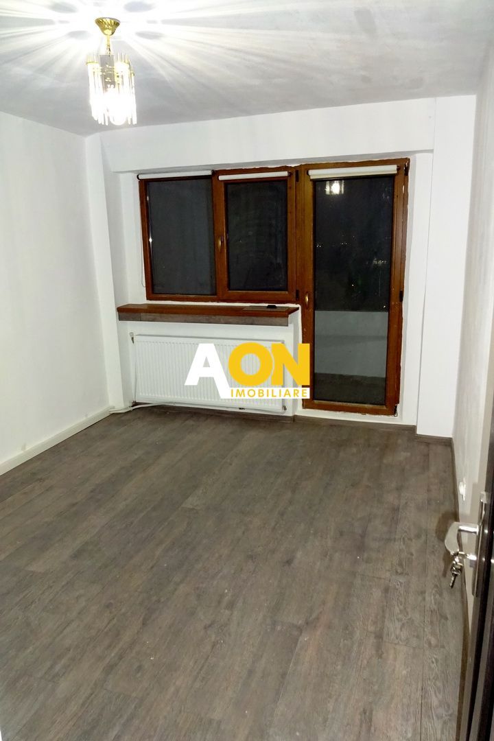 Apartament 4 Camere, Decomandat, 90 mp, Et.6, Zona Cetate - Poză 9
