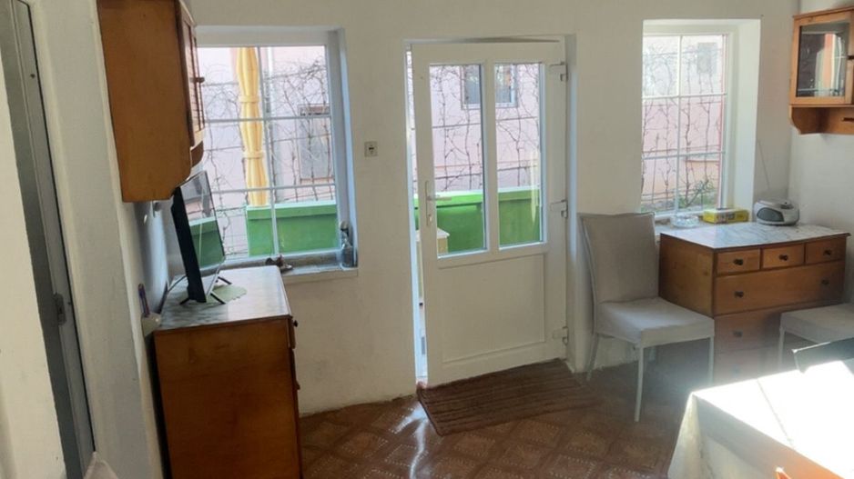 Casă de vanzare in unirea - Poză 9