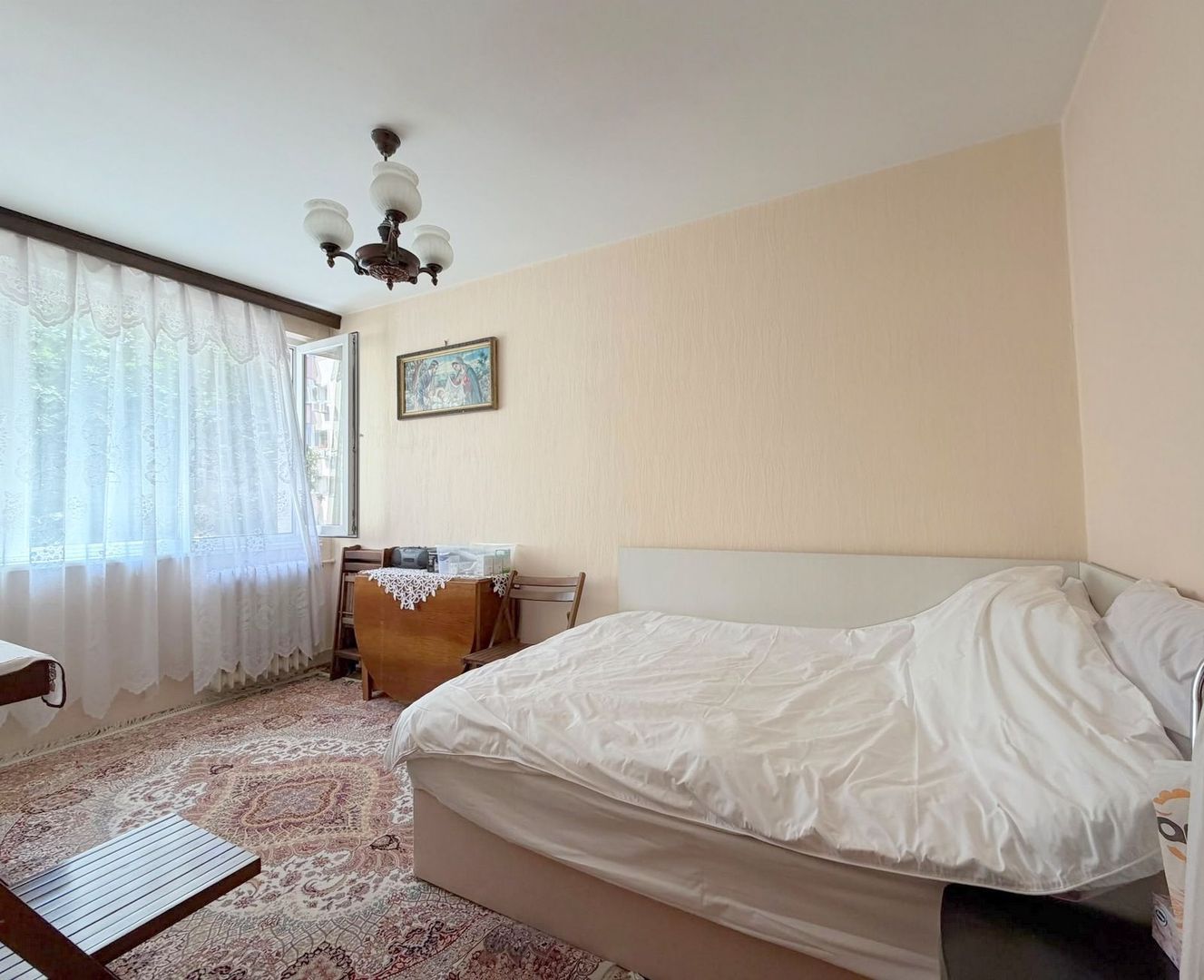 Apartament 3 camere  Etaj 2/4 | Metrou Costin Georgian - Poză 3