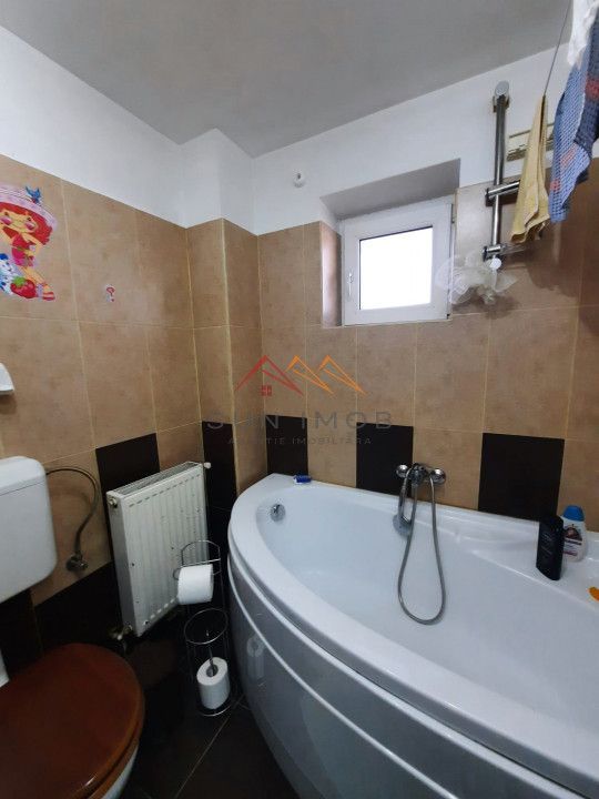 Casa de vacanta, P+M, 6 camere, teren 2200 mp, Breaza, Judetul Prahova - Poză 9
