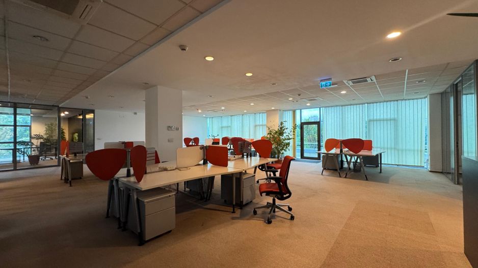 SPATIU DE BIROURI | SPLAIUL UNIRII | 7 locuri de parcare - Poză 2