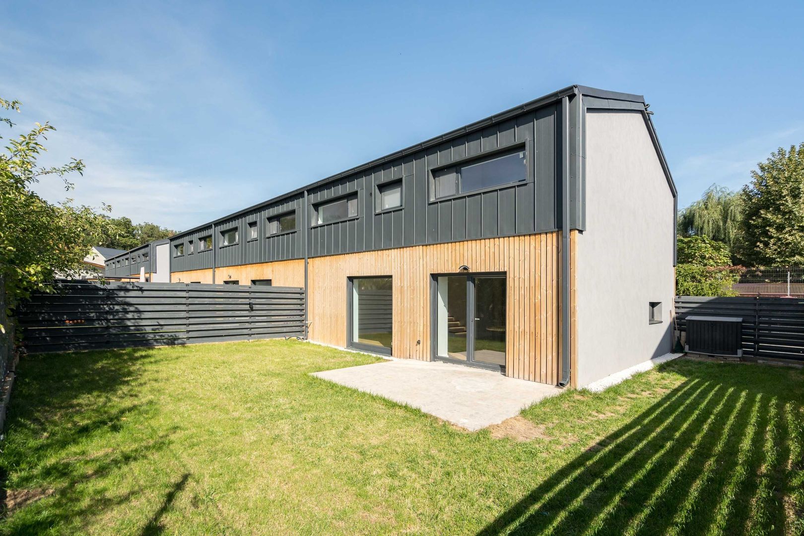 Casa 7 Hambar44,casa pasiva,pompa caldura geoter,3 locuri parcare - Poză 1