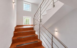 Clădire multifuncțională | Aproximativ 800 mp | Renovată integral în 2024 - Poză 10