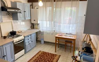 De vanzare casa tip duplex Piata Chiriac 222mp - Poză 2