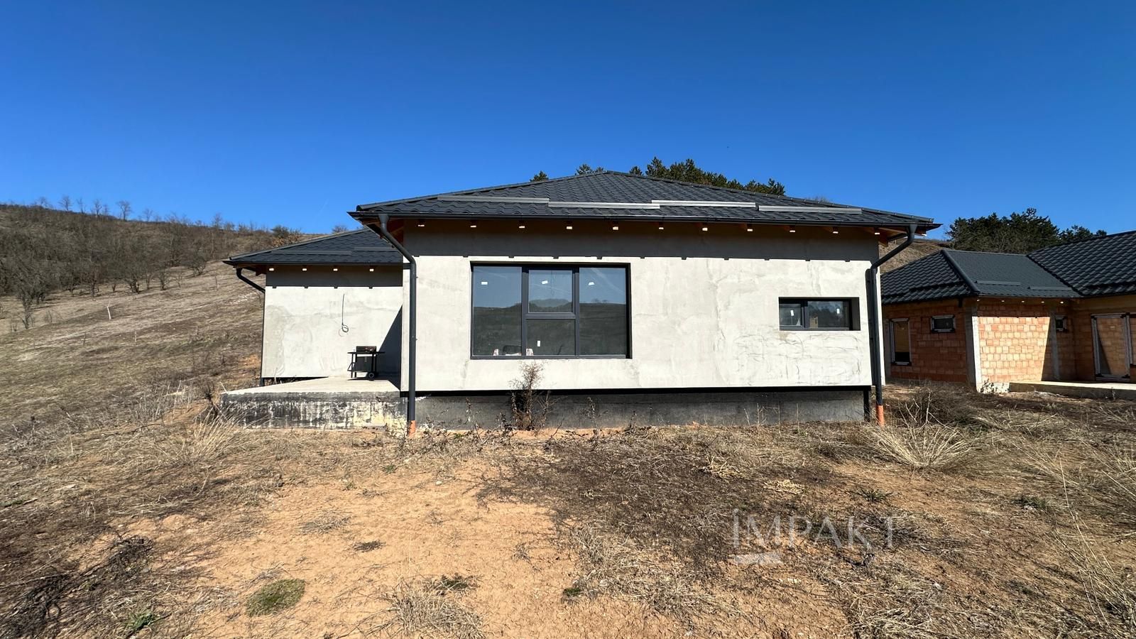 Casa pe un nivel | Teren 2.977 mp | Panorama deosebita | Suceagu - Poză 3