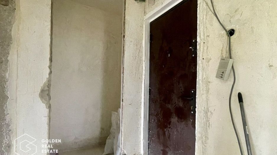 Apartament 3 camere, 2 bai, 2 balcoane, pregatit pentru renovare,  Zona Titan - Poză 8