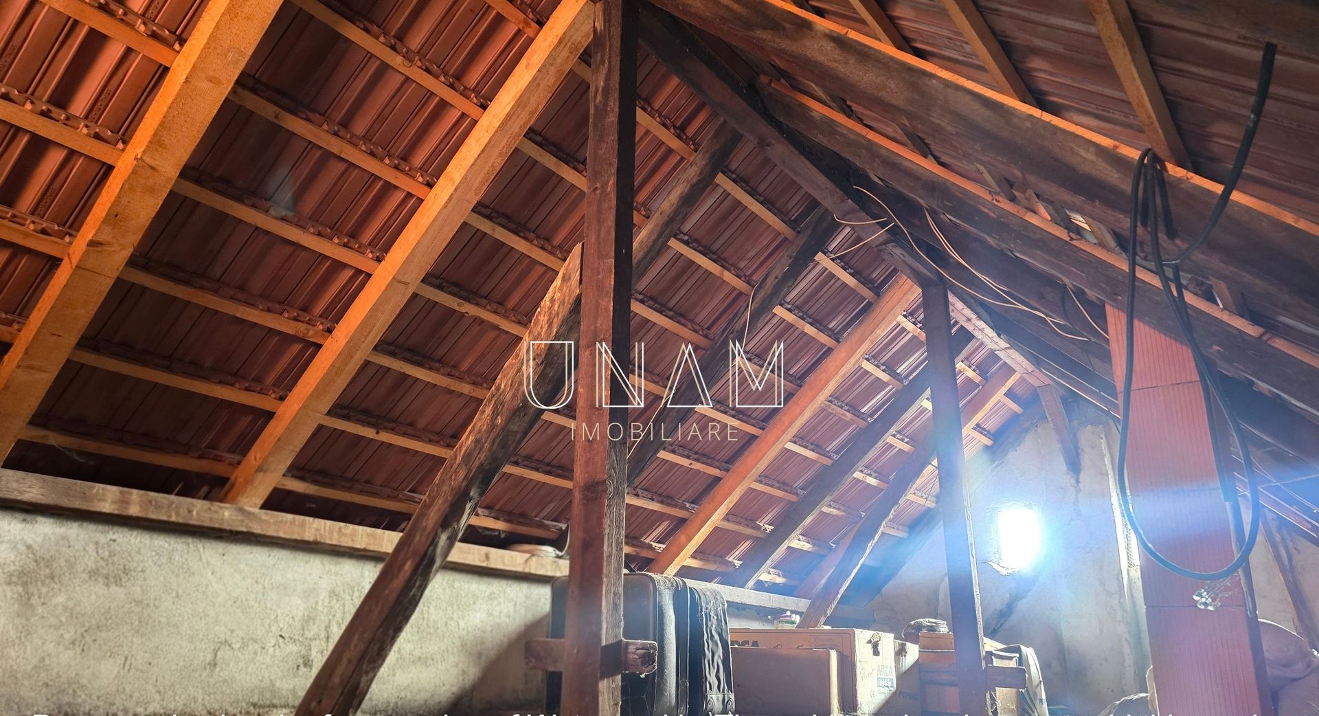 Casa cu 3 corpuri | curte | potential real | Muncitoresc – Resita - Poză 26