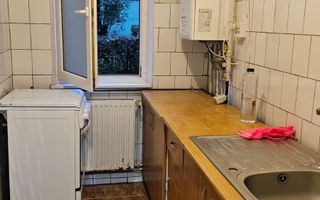 Apartament 2 camere,  bloc izolat, parter-zona Florilor. - Poză 3